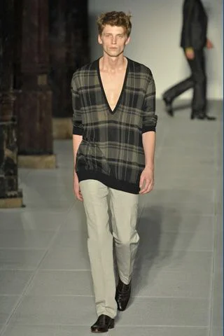 Look 19